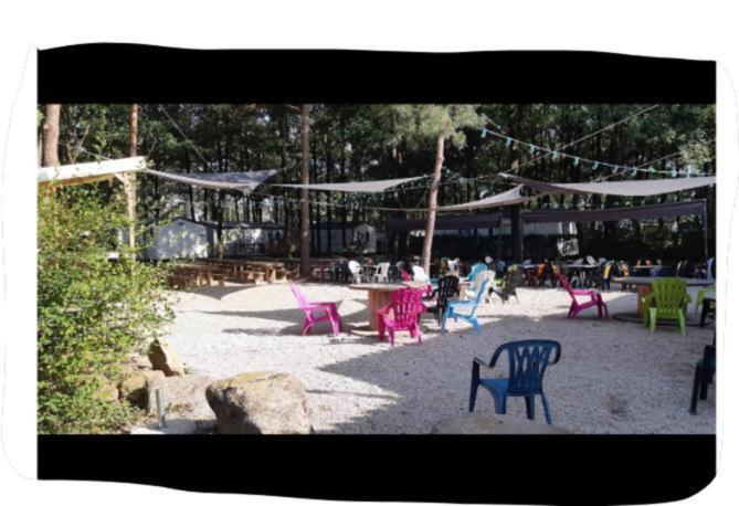 Mobil 4 Personnes Plein Coeur De La Vendee Proche Parc Du Puydufou Campingplatz *